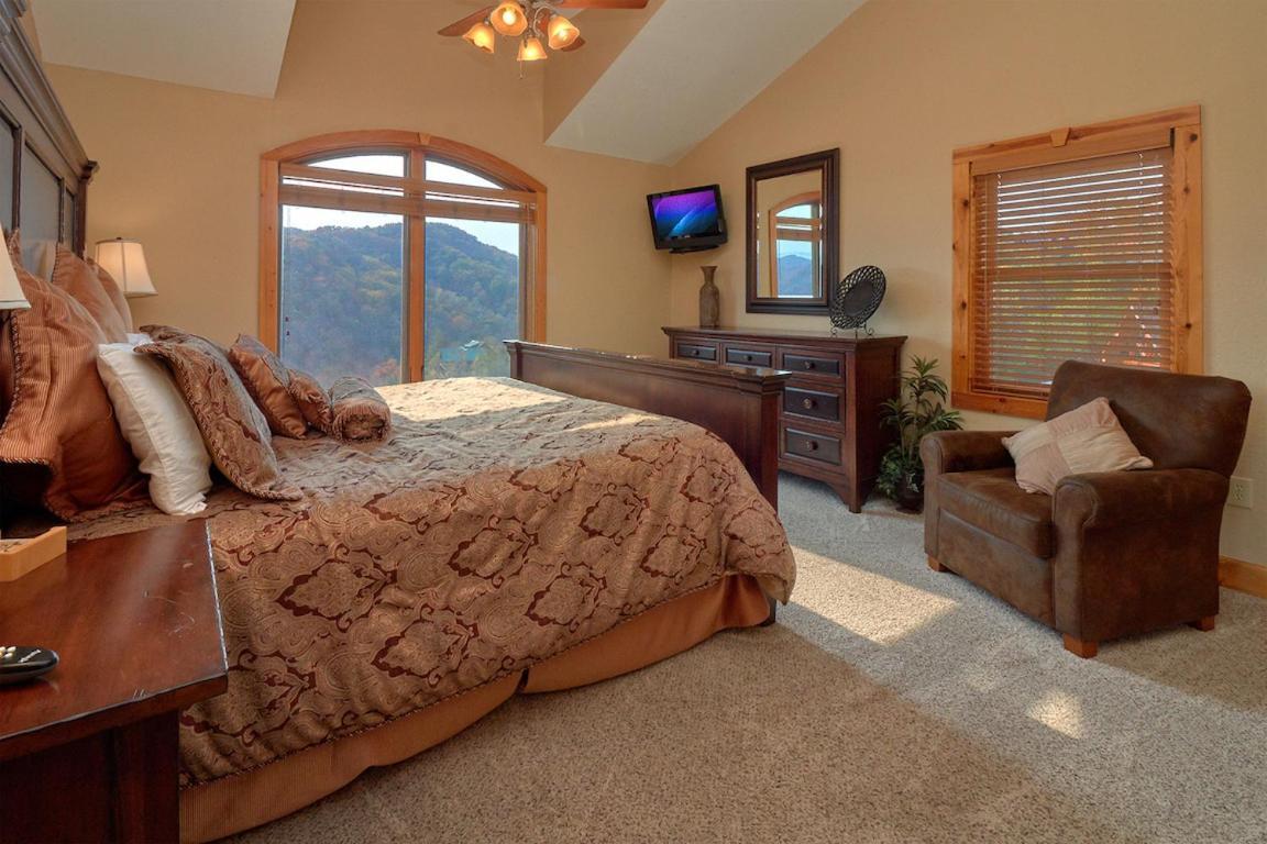 Journey'S End, 5 Bedrooms, Sleeps 12, Private Outdoor Pool, Theater, Sauna 세비어빌 외부 사진