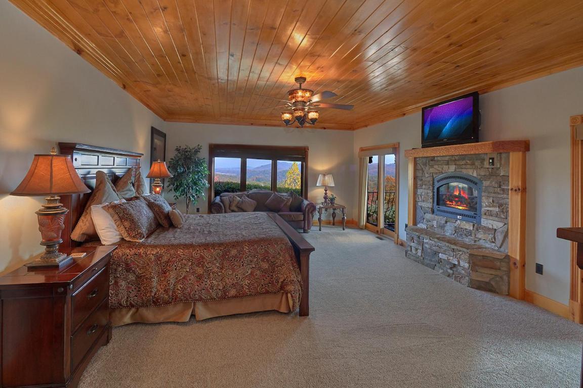 Journey'S End, 5 Bedrooms, Sleeps 12, Private Outdoor Pool, Theater, Sauna 세비어빌 외부 사진