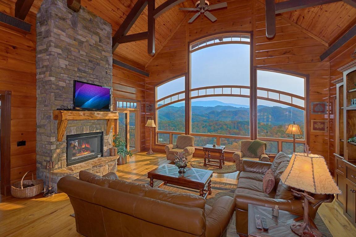 Journey'S End, 5 Bedrooms, Sleeps 12, Private Outdoor Pool, Theater, Sauna 세비어빌 외부 사진