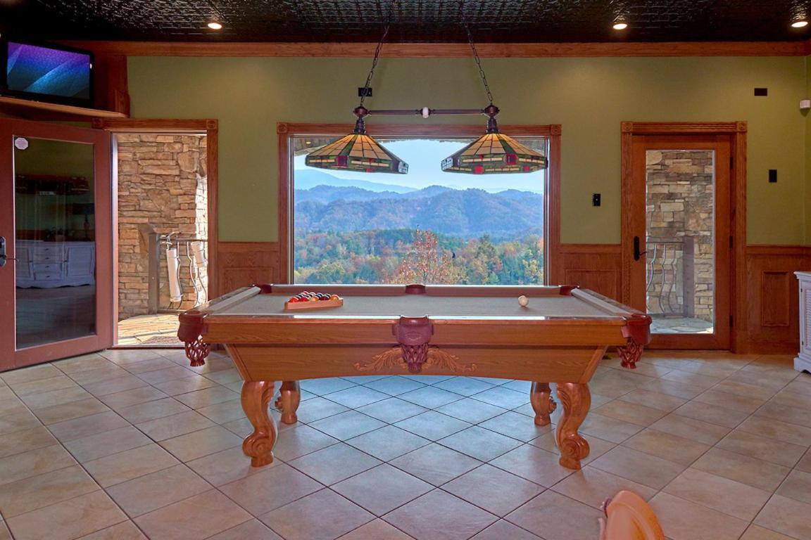 Journey'S End, 5 Bedrooms, Sleeps 12, Private Outdoor Pool, Theater, Sauna 세비어빌 외부 사진