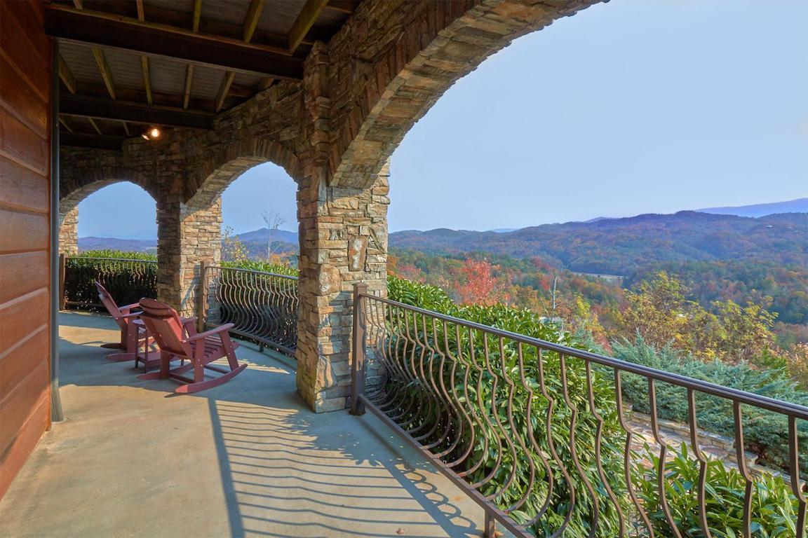 Journey'S End, 5 Bedrooms, Sleeps 12, Private Outdoor Pool, Theater, Sauna 세비어빌 외부 사진