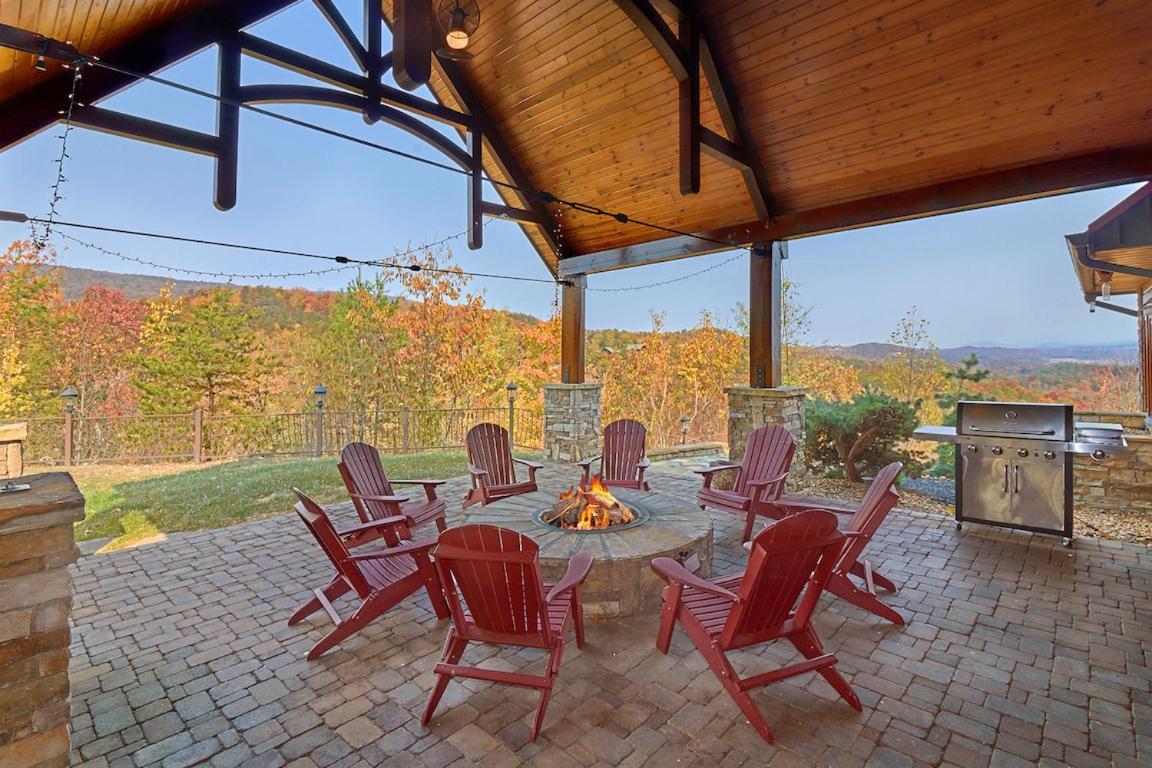 Journey'S End, 5 Bedrooms, Sleeps 12, Private Outdoor Pool, Theater, Sauna 세비어빌 외부 사진